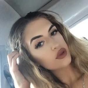 Meet your Posher, Lilyana